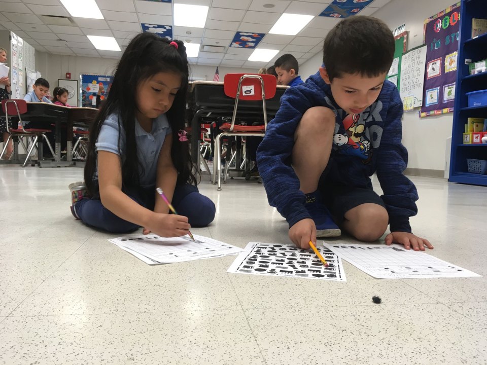 Small-group math work at Prairie Oak Elementary in Berwyn North School District 98 where, two years ago, just 14 percent of third-graders were able to do grade-level math.